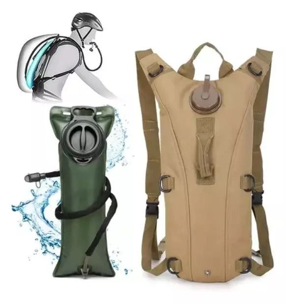 MOCHILA DE AGUA CAMELBACK 2 LITROS (NEGRA)