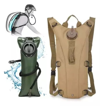 MOCHILA DE AGUA CAMELBACK 2 LITROS (NEGRA)